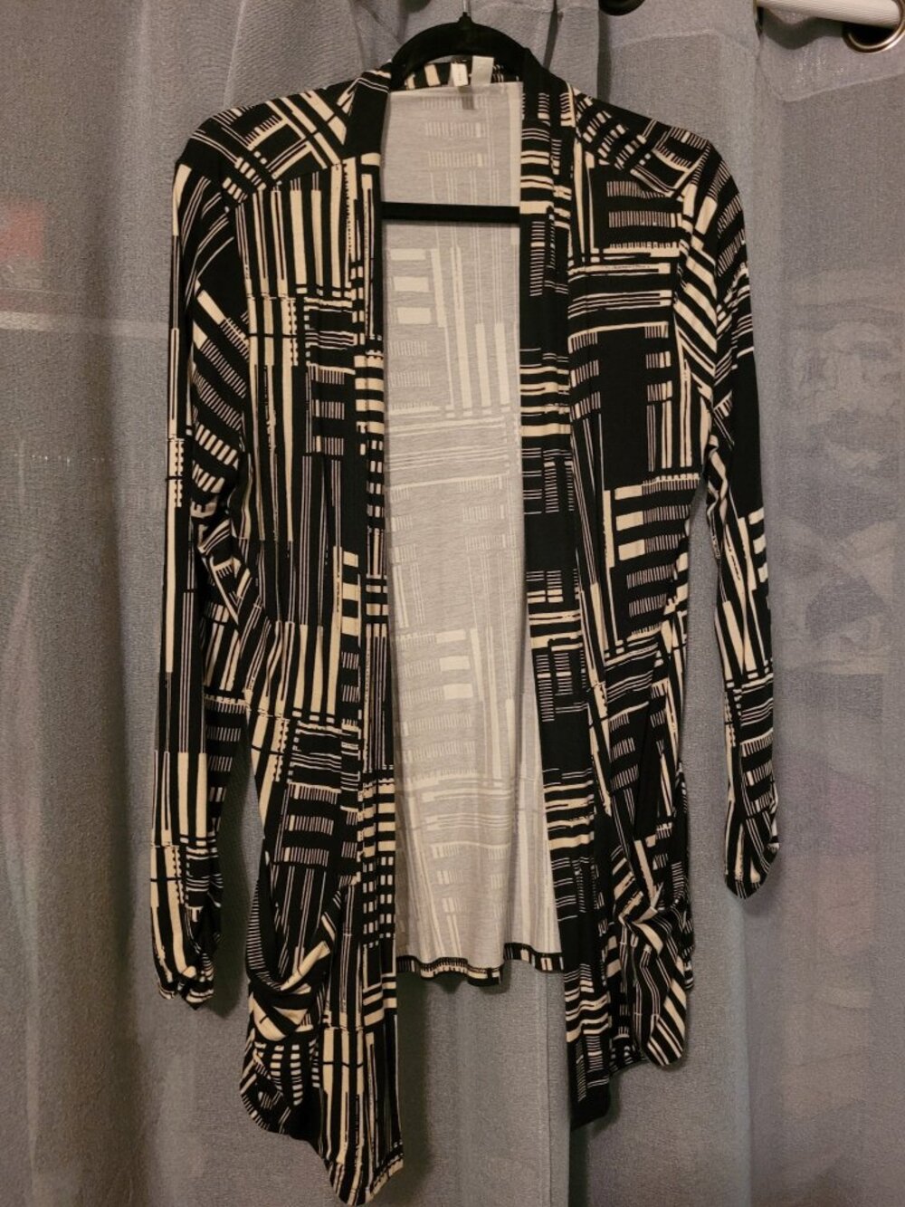 Cato Black & Beige Geometric Open Cardigan — Size M